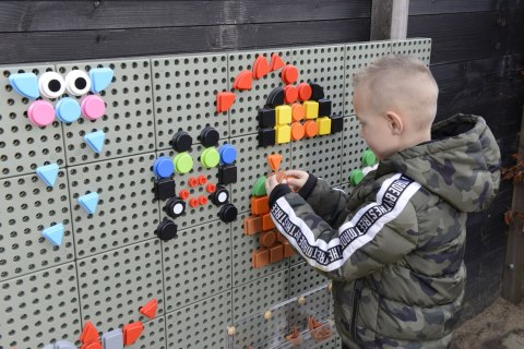 MASTERKIDZ Zestaw Kołeczki w kształcie figur geometrycznych 64szt do tablic STEM