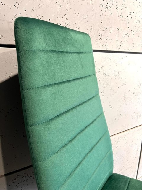 Krzesła tapicerowane zestaw 4 VALVA LINE VELVET GREEN