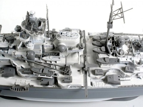 Model plastikowy statek Tirpitz 1:350