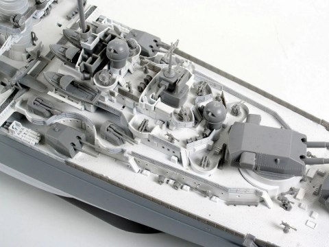 Model plastikowy statek Tirpitz 1:350