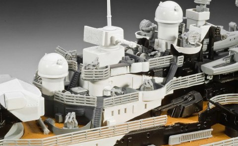 Model plastikowy statek Tirpitz 1:350