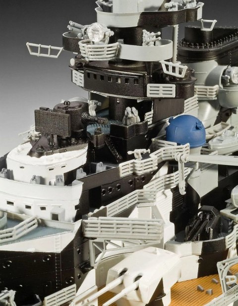 Model plastikowy statek Tirpitz 1:350