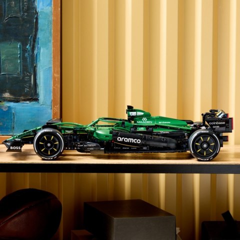 Klocki Technic 42240 Bolid F1 Aston Martin AMR26